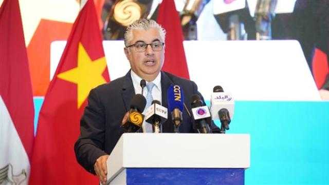 رئيس المنطقة الاقتصادية يشارك في منتدى الاستثمار المصري الصيني