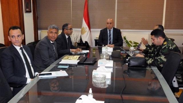 وزير الإسكان يتابع موقف منظومة الصرف ومشروعات فصل وتجميع مياه الأمطار بالإسكندرية