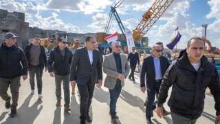 رئيس الوزراء يتفقد أعمال تطوير ميناء العريش البحري