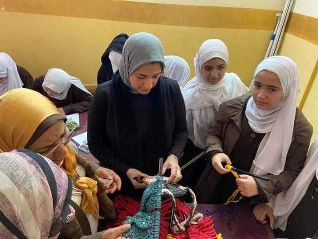 ثقافة الجيزة تحتفل باليوم العالمي للمرأة بمعهد فتيات القدس الأزهري   بالهرم