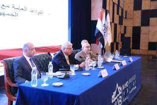 وزير التعليم العالي يرأس اجتماع مجلس الجامعات الخاصة بجامعة النهضة ببني سويف