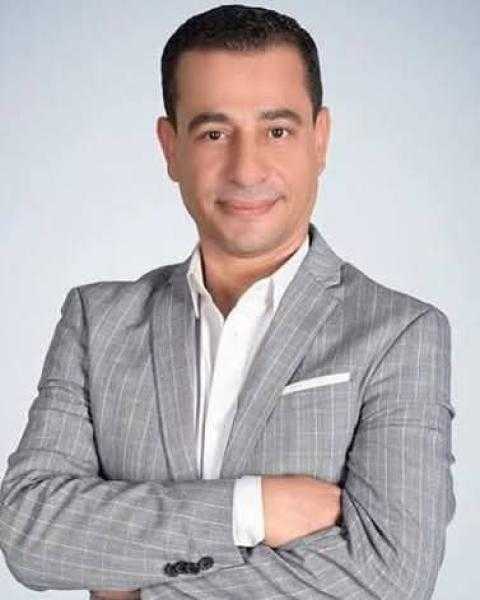 وزير الثقافة يكلف المخرج هشام عطوة برئاسة قطاع المسرح