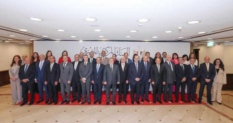 البنك الأهلي المصري يشارك في مبادرة ”افتح حسابك في مصر” للمصريين العاملين بالخارج التي أطلقها البنك المركزي المصري ووزارة الخارجية والهجرة