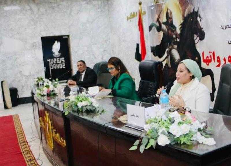 في ثاني أيام الملتقى العلمي لأطلس المأثورات الشعبية بسوهاج   تواصلت فعاليات الملتقى العلمي الرابع لأطلس المأثورات الشعبية ”السيرة الهلالية ورواتها”، الذي يقام بديوان عام محافظة سوهاج،