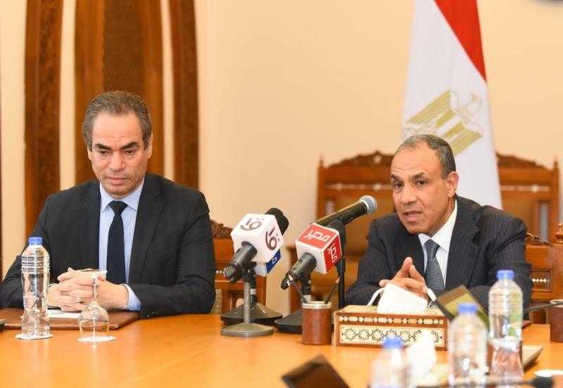 بعد صدور الكتاب الأبيض  د. بدر عبد العاطي وزير الخارجية للتليفزيون المصري: مصر تتحرك خارجيا وفق مبادئ وثوابت راسخة  ماسبيرو منصة رئيسية للتعبير عن الدولة المصرية وهناك تكامل بين الدبلوماسية والإعلام