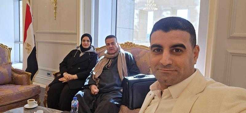 أسرة التحرير يهنئون النائبة غادة احمد احمد اسماعيل ابوكريشة بمناسبة استلام كارنية عضويتها بمجلس النواب