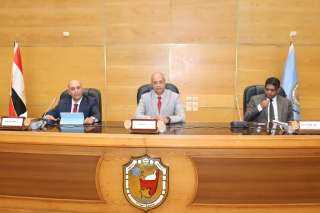 بحضور النائب الأول لرئيس الدستورية العليا.. جامعة سوهاج تفتح آفاقًا قانونية جديدة لطلاب الحقوق بندوة عن قضاء الدستورية العليا*